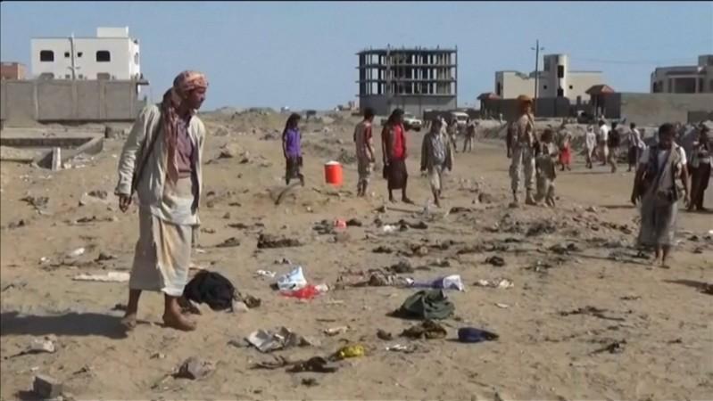 Isis claims responsibility for suicide attack in Yemen which killed 49 soldiers