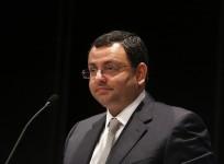 cyrus mistry ratan tata group companies tata steel ihcl quits resigns removal tata sons tcs