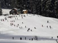 tourism jammu kashmir demonetisation rupees unrest violence terror pakistan