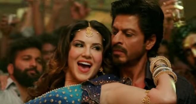 Sunny Leone and Shah Rukh Khan in Laila Main Laila song from Raees