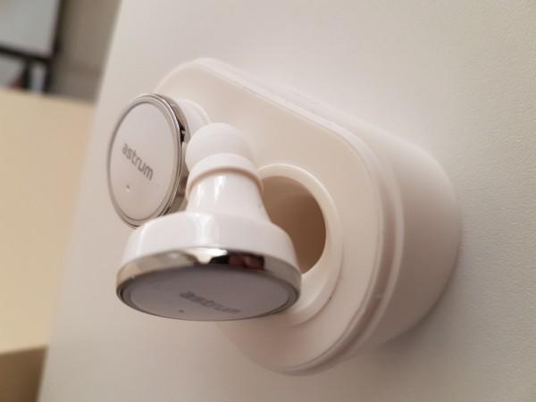 Astrum ET300 Astrum ET300 review, wireless headphones review, apple airpods review