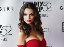Emily Ratajkowski