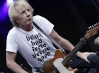 Status Quo guitarist Rick Parfitt dies aged 68