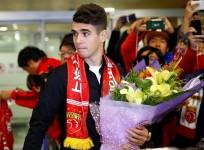 Oscar, Chinese Super League, Axel Witsel, John Obi Mikel, Shanghai SIPG, Shanghai Shenhus, Carlos Tevez