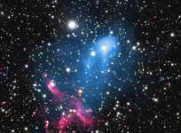 black hole, cosmic particle accelerator
