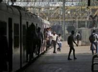 Indian railways, budget 2017, suresh prabhu, railway stations, railway passengers, trains