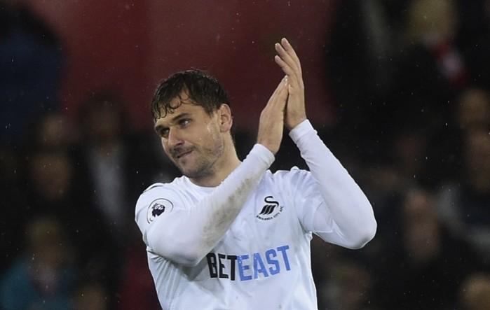 Fernando Llorente. Fernando Llorente, Swansea, Chelsea, Michy Batshuayi, transfer news