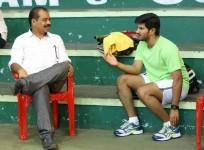 Jomonte Suviseshangal, Sathyan Anthikad, Dulquer Salmaan, theatre strike