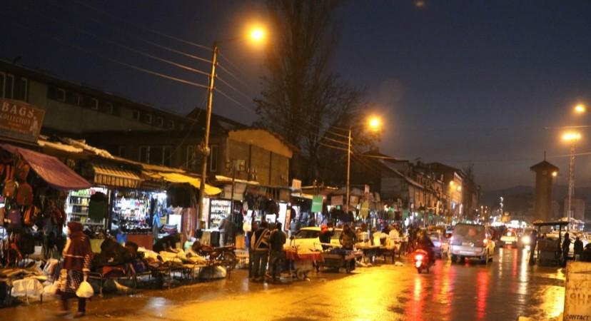 lal chowk, fire