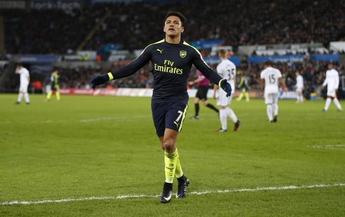 Alexis Sanchez celebrates after scoring for Arsenal in their EPL match against Swansea City, January 14, 2017 Alexis Sanchez, Olivier Giroud, Arsenal, Swansea City, EPL