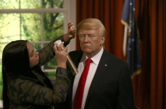Donald Trump statue
