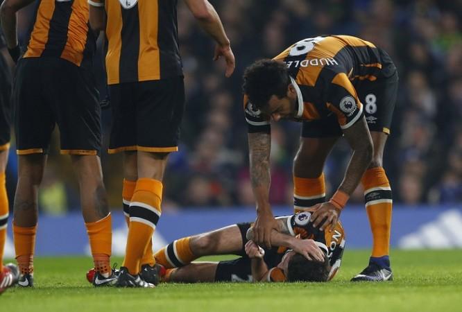 Ryan Mason on the ground. Ryan Mason, Ryan Mason skull fracture, Hull City, Chelsea, Gary Cahill, Premier League