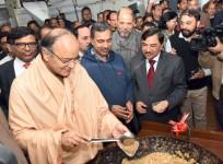 budget 2017, arun jaitley, modi, taxes, tax compliance, india, halwa ceremony, budget 2017 printing, note ban
