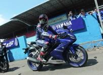 Yamaha R15 Version 3.0