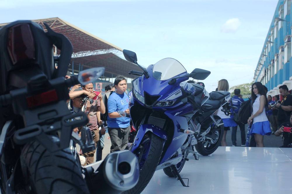 Yamaha R15 Version 3.0