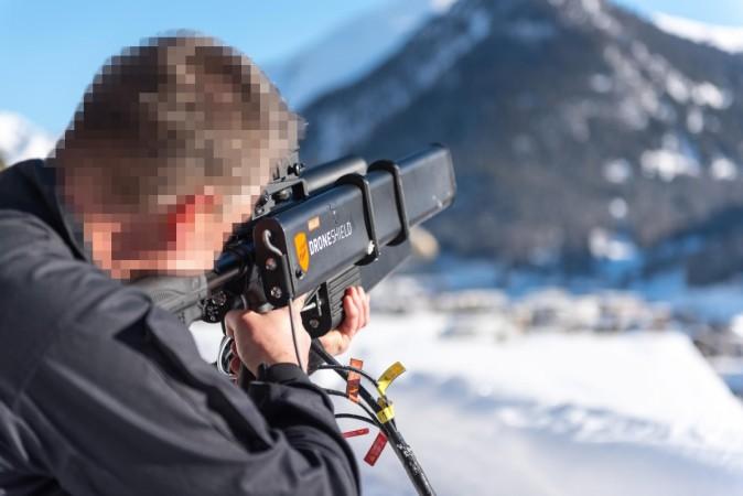 DroneGun deployment at the 2017 World Economic Forum by the Swiss police agency Police cantonal Graubünden. DroneGun