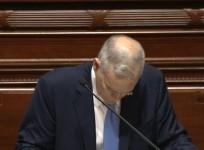 Minnesota Governor Mark Dayton collapses mid-speech