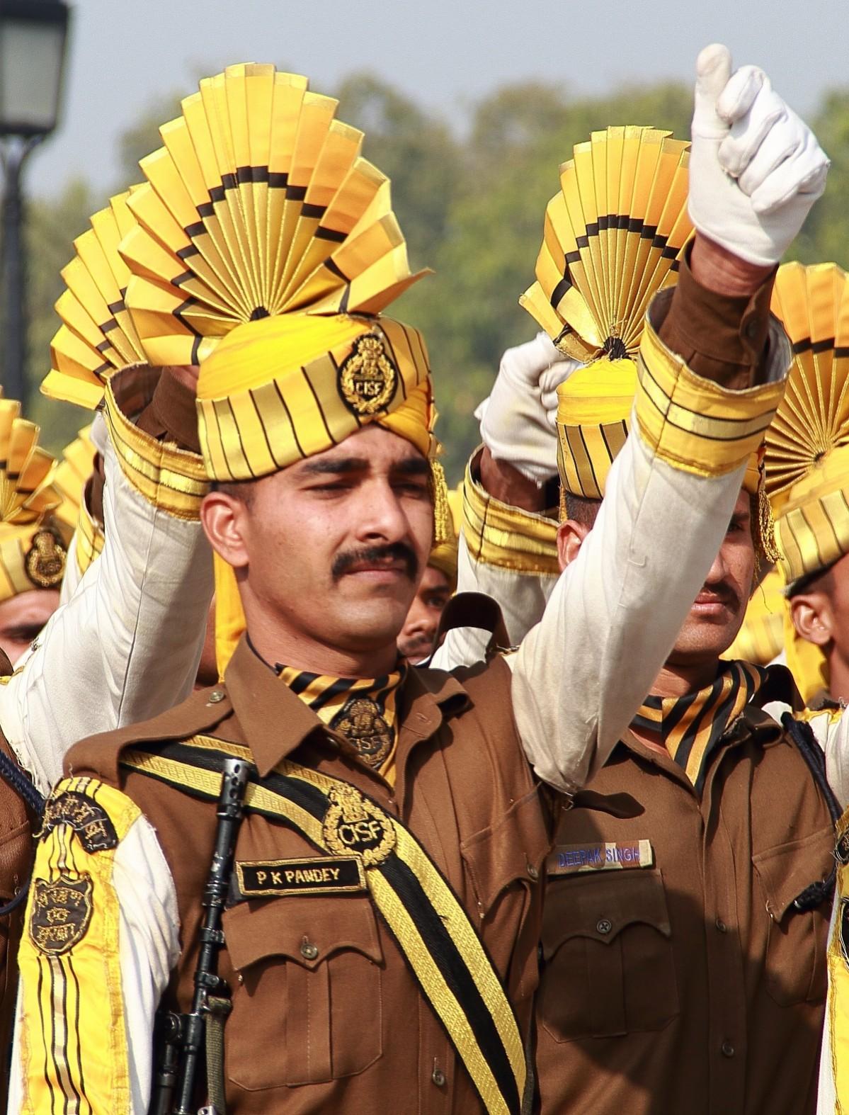 FANtastic Soldiers they are. Whenever, wherever, committed to the nation and their dutiies, they are always there. Republic Day