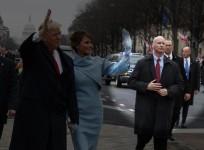 Donald Trump’s bodyguard may have worn fake arms to conceal firearm