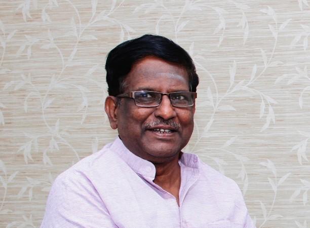 V Shanmuganathan