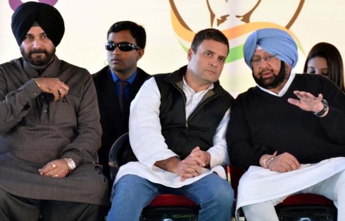 Rahul Gandhi with party leaders Captain Amarinder Singh, Navjot Singh Sidhu