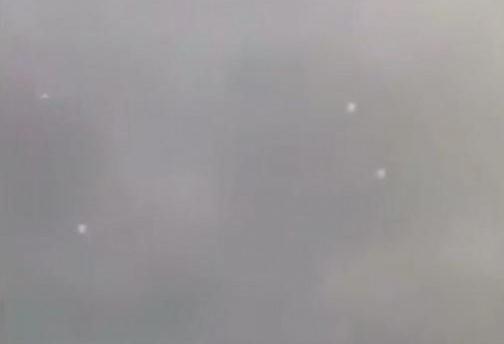 Four of these UFOs can be seen aligning taking a rectangular form in this screenshot. UFO spotted, america, mexico, tijuana,