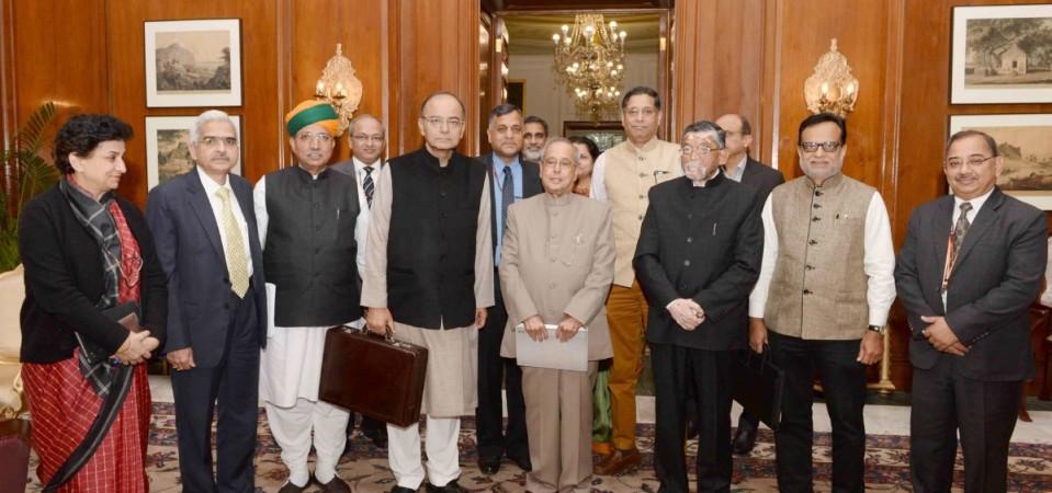 Union Budget 2017 Updates: Rs 15,500 crore tax relief ...