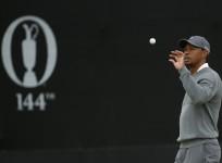 Tiger Woods, Dubai Desert Classic, Dubai Desert Classic 2017, Tiger woods withdraws from Dubai Desert Classic