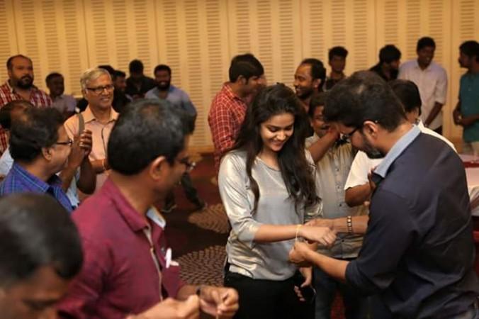 Vijay presents a gold bracelet to Keerthy Suresh