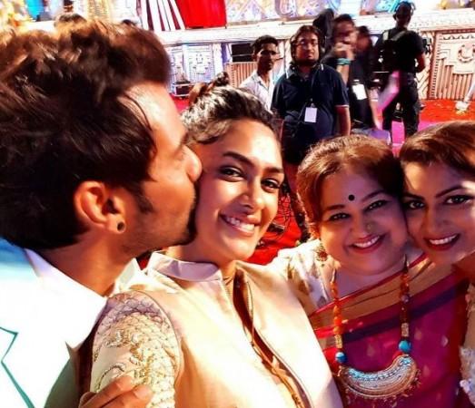 Zee Rishtey Awards 2016: Sriti, Shabir, Divyanka and others walk away