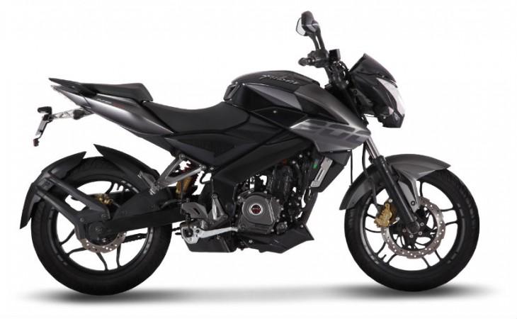 2017 Bajaj Pulsar NS200 2017 Bajaj Pulsar NS200