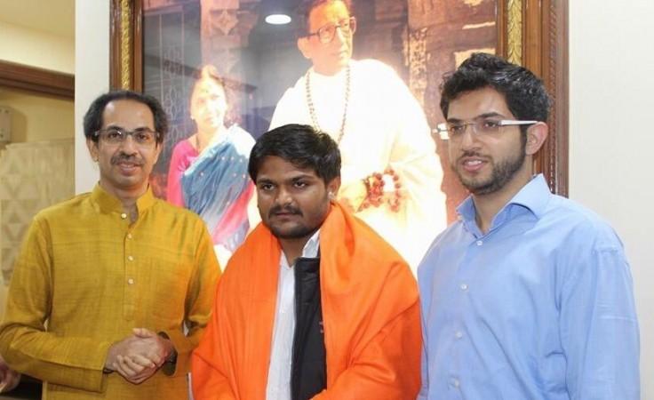 Hardik Patel, Uddhav Thackeray and his son Aditya