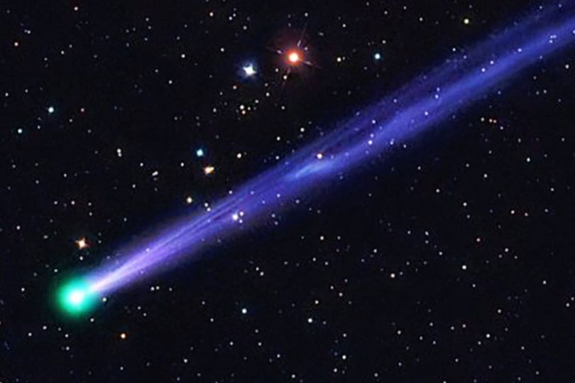 Stunning Green Comet 45p Set To Fly By Earth Date Time And Where To