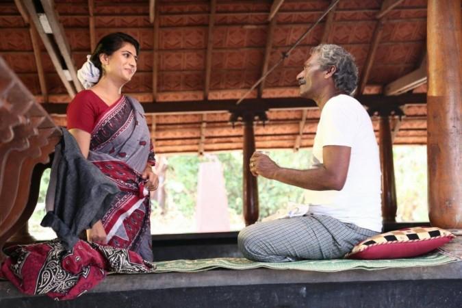 Neha Saxena, Sakhavinte Priyasakhi, Sudheer Karamana
