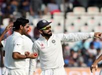 Bhuvneshwar Kumar, Virat Kohli, India, Bangladesh, Test cricket