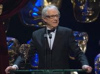 Baftas 2017: Ken Loach gives rousing speech against callous brutality of UK government