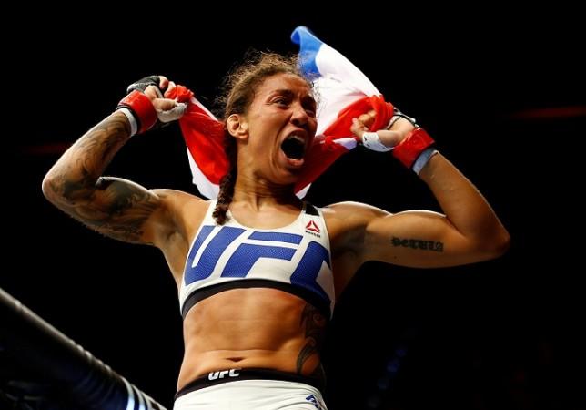 Germaine de Randamie. Germaine de Randamie, Holly Holm, Germaine de Randamie vs Holly Holm, UFC, UFC 208, UFC news