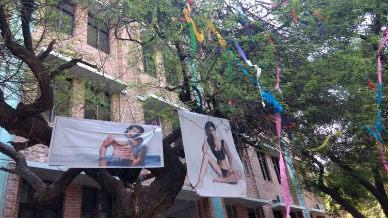 Disha Patani and Hrithik Roshan worshipped on Valentine's Day at Delhi college. Disha Patani, Hrithik Roshan, Valentine's Day