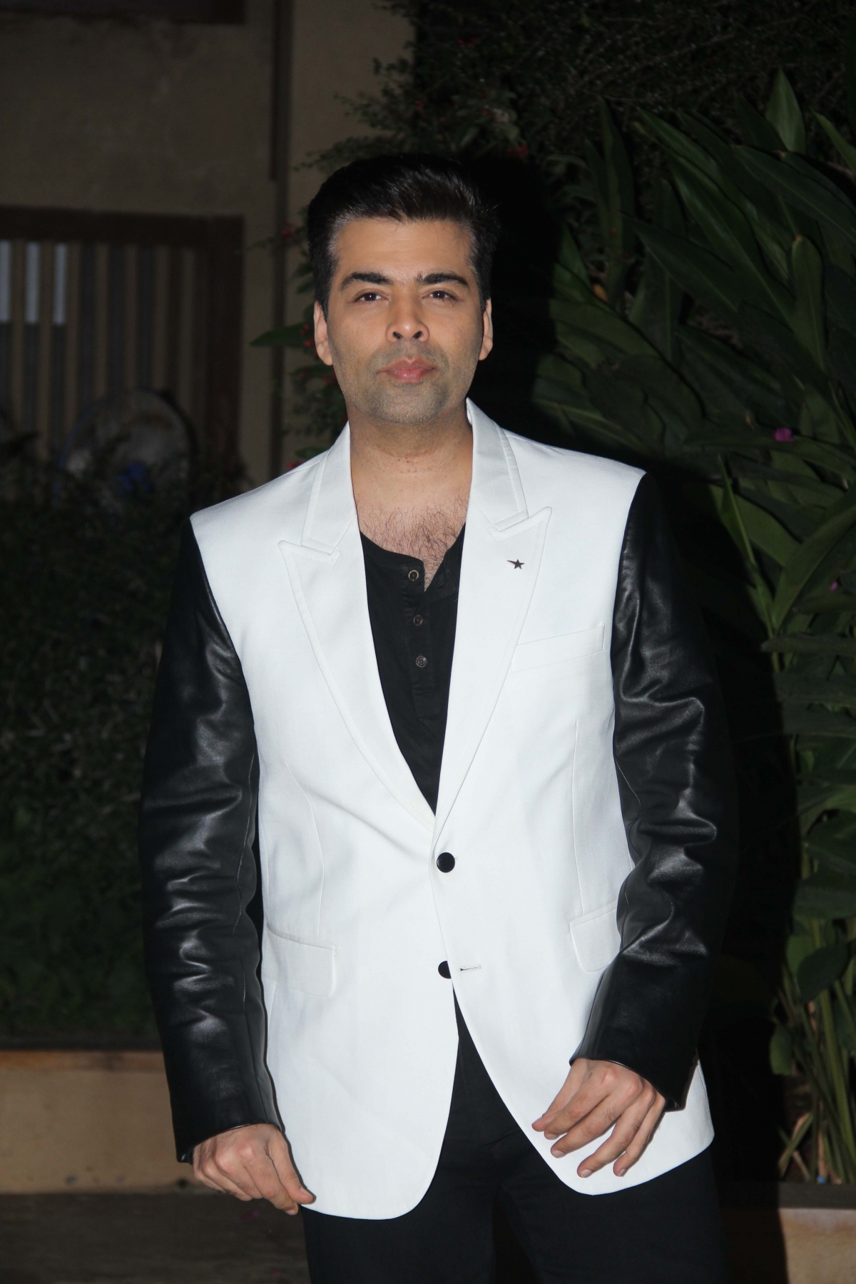 Karan Johar at Shahid Kapoor's pre-birthday bash shahid kapoor, birthday