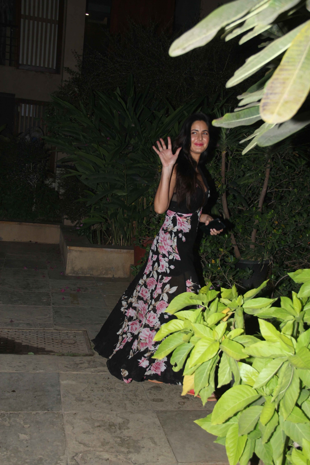 Katrina Kaif at Shahid Kapoor's pre-birthday bash shahid kapoor, birthday