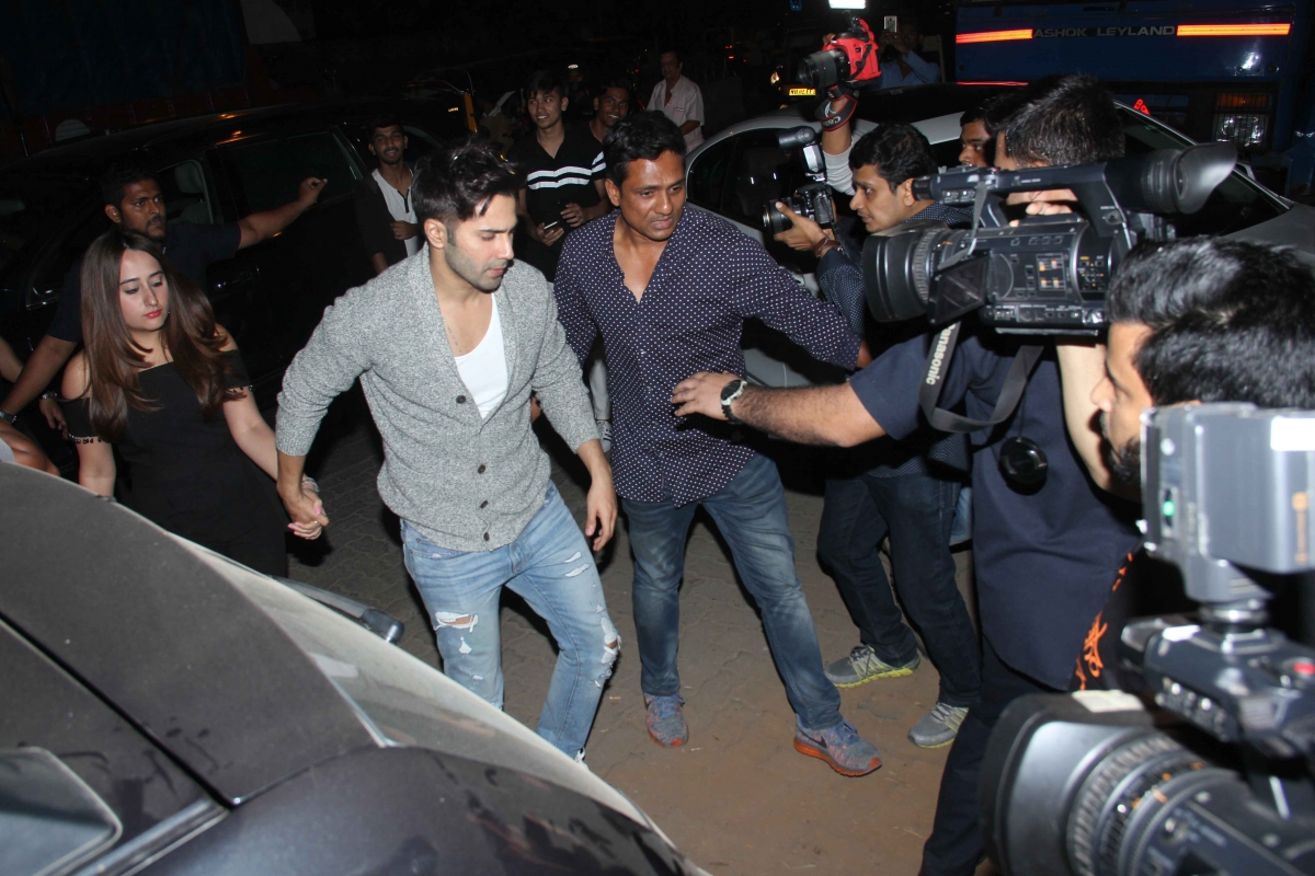 Varun Dhawan-Natasha Dalal at Shahid Kapoor's pre-birthday bash shahid kapoor, birthday
