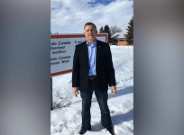 Canadian MP issues appeal after surge of asylum seekers crossing from United States