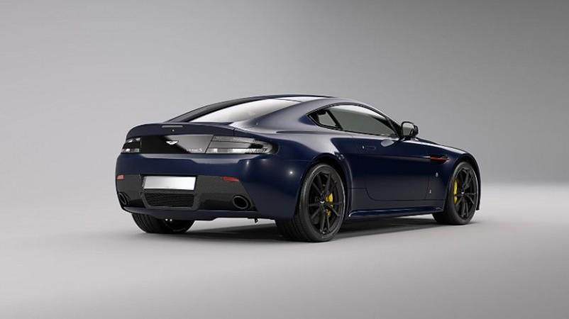 Aston Martin Vantage S Red Bull Racing edition Aston Martin Vantage S Red Bull Racing edition