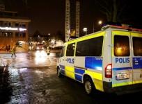 Stockholm suburb hit by riots as police make drug arrest
