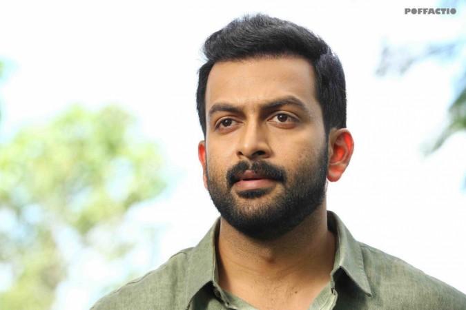 Prithviraj Sukumaran, Bhavana. Bhavana kidnapped