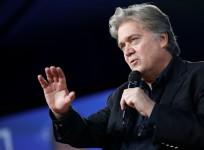 Steve Bannon urges supporters to fight corporatist globalist media