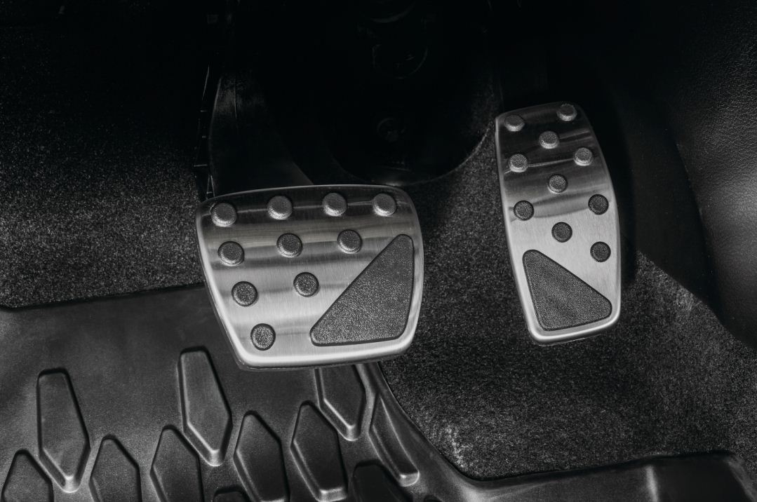 Bright pedal kit 2017 Jeep Compass