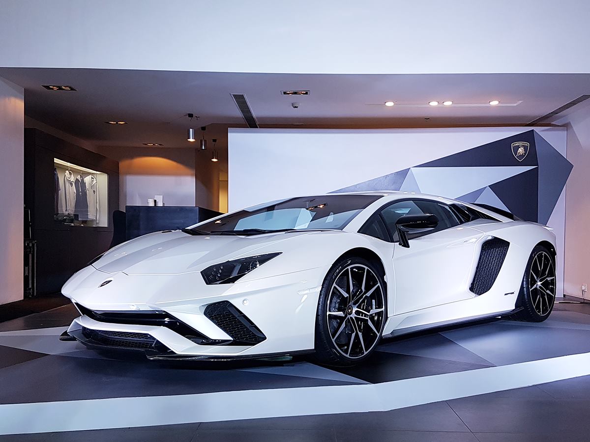 Lamborghini Aventador S Lamborghini Aventador S