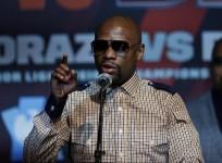 Floyd Mayweather, Conor McGregor, Floyd Mayweather vs Conor McGregor, UFC news, boxing news, UFC blocking fight between Mayweather and McGregor