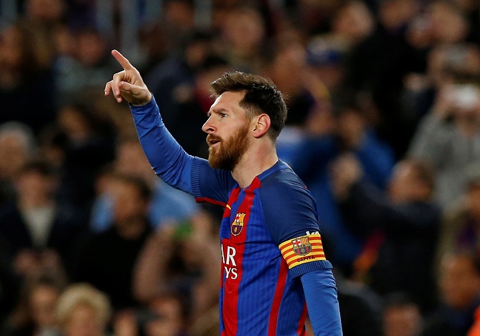 Lionel Messi agrees contract extension with Barcelona after marrying ...